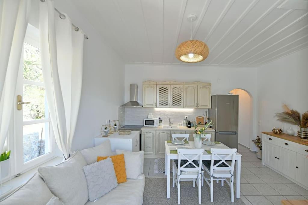 Olivo II Luxury Apartment هيدرا المظهر الخارجي الصورة
